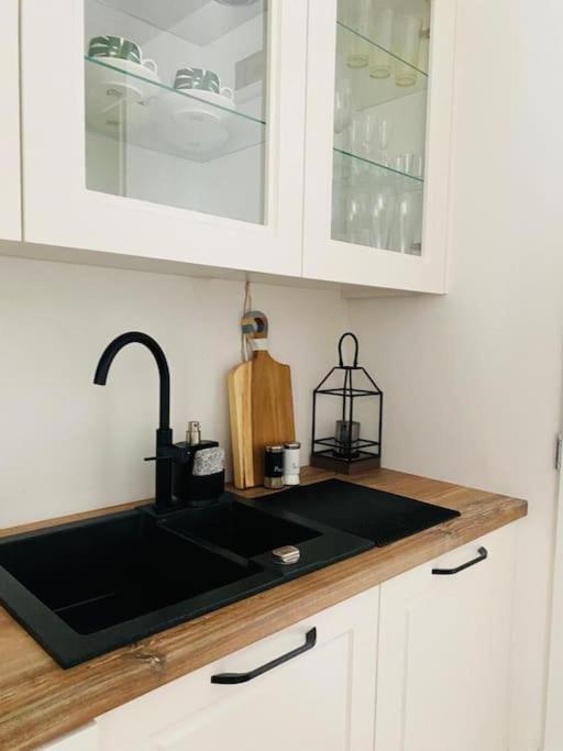 Harmonia Apartment *